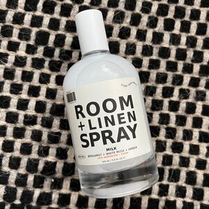 DedCool Free People room and linen spray vegan in “Milk”